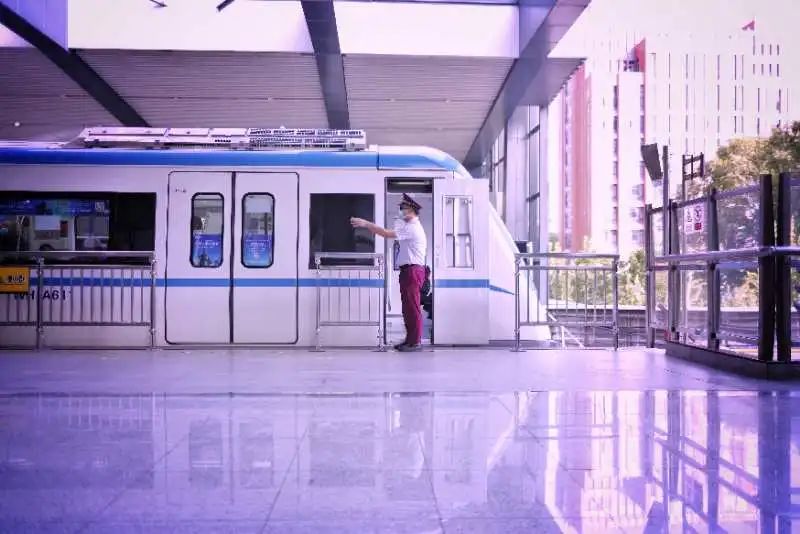 乐活地铁|为么斯我爱上了武汉地铁？