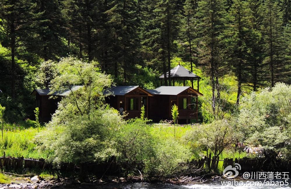 “云上高速”来了！成都5.5小时飙拢青海，沿线一大波“神仙”景点，每站都是大美风光片