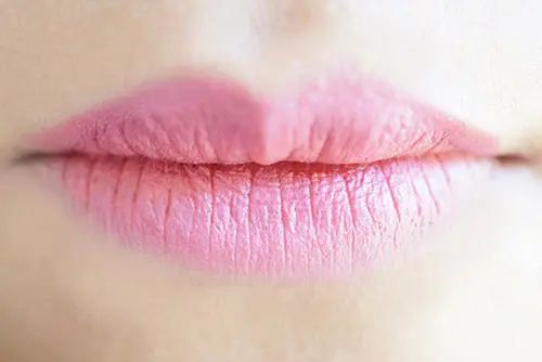 “唇膏买错会致癌！”：选东西，一定要看成分