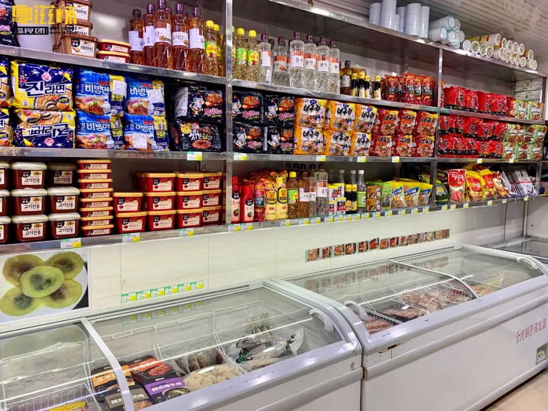 2元直奔「韩国超市」，20+种“妈妈”泡菜，一站搞定韩剧美食
