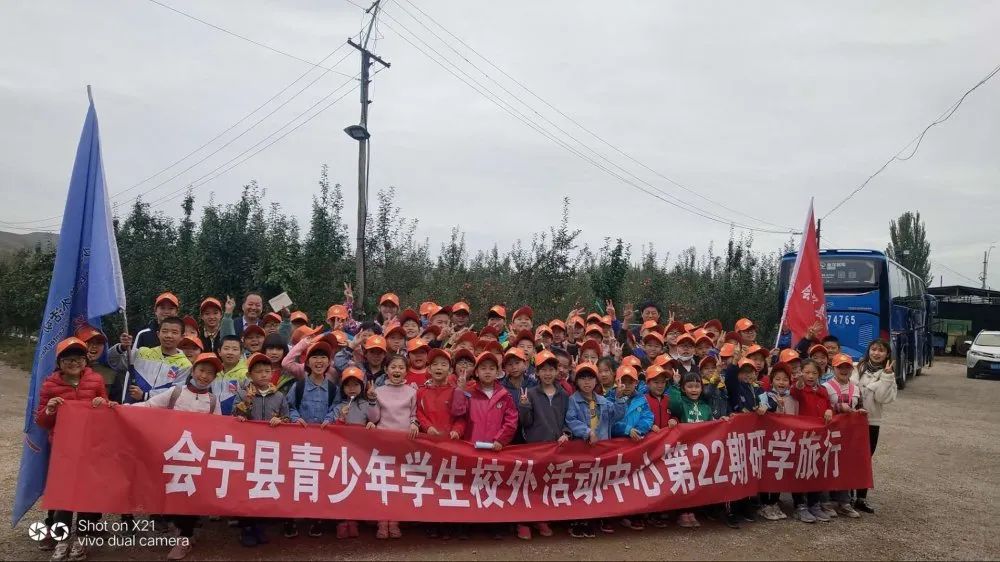 青年之家揭牌凝聚青春力量,凝聚青春力量服务乡村振兴