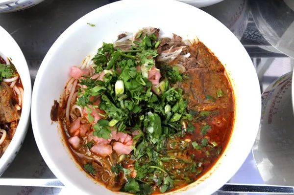 黔西南有哪些名胜古迹,黔西南因为什么而出名