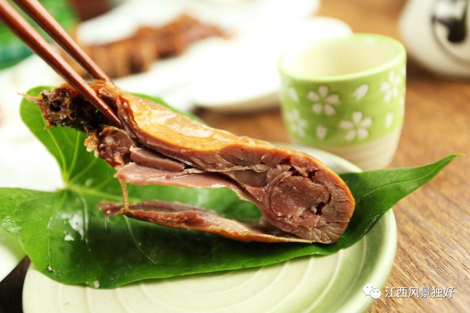 传统工艺酱板鸭,萍乡步行街酱鸭