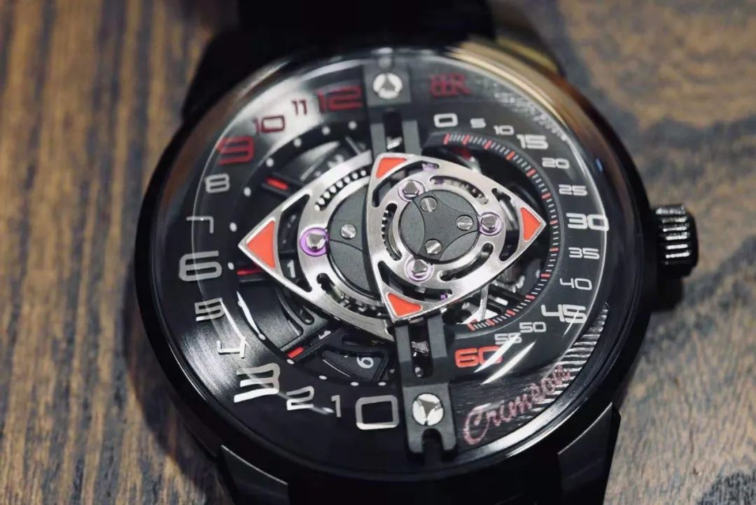 戴最亮的表，成为夜晚最靓的仔