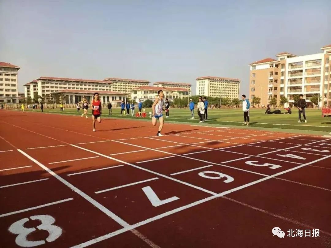 10天揽下4座足球桂冠！北海九中体艺教育办学之路硕果累累