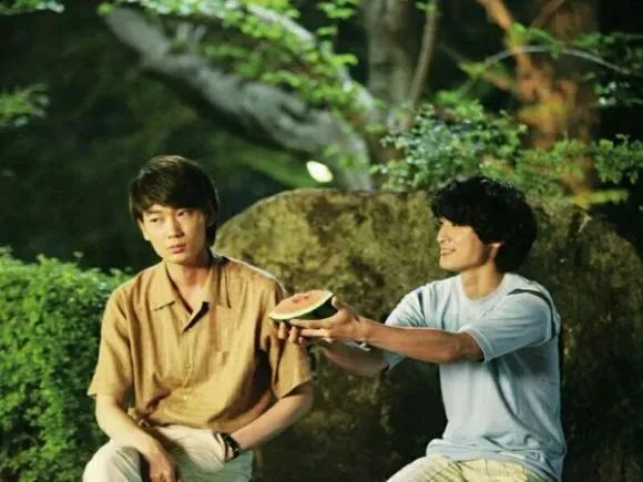 日本变态专业户，最近爱演BL