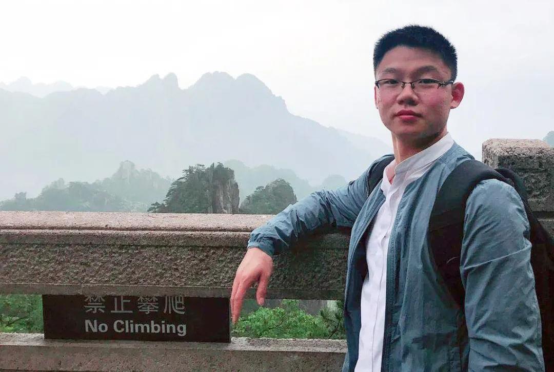 向优秀青年看齐,向优秀的人才们看齐的表现