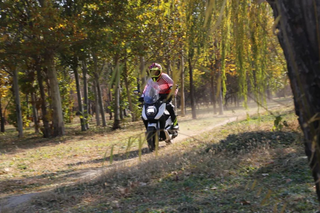 力帆kpv150品控怎么样,力帆kpv150对比豪爵uhr150