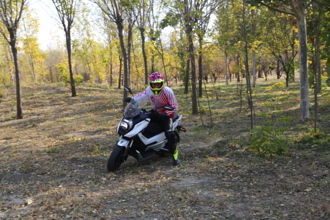 力帆kpv150品控怎么样,力帆kpv150对比豪爵uhr150