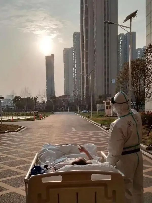 闈掕鐩樼偣,闈掓灚鐩樼偣