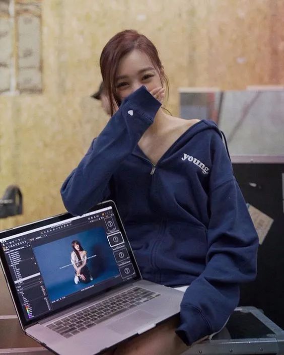 钻石美貌,欧化了TiffanyYoung真像韩艺瑟和徐睿知的合体