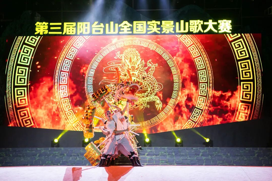 大浪街道拍了拍“你”，并递上2020成绩单