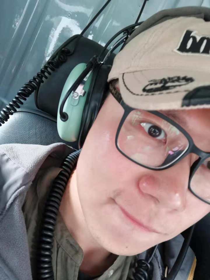 董董飞澳洲-董董待在家里守阵地-董董要失业-董董，2020年一个朋友圈名字的心酸历程