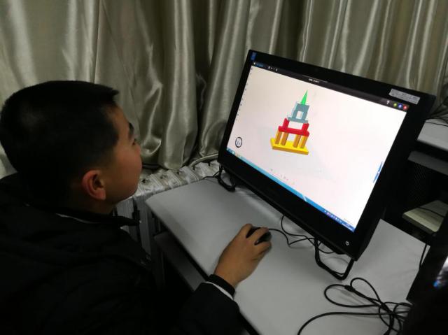 烟台港城中学：社团汇报精彩纷呈，校园生活绚丽多姿