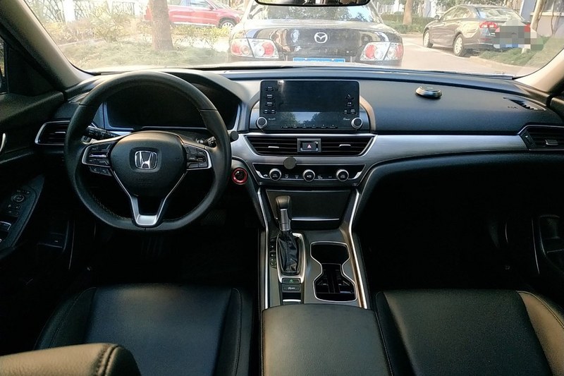 配置到位的车,配置性能好空间大的车10万以内