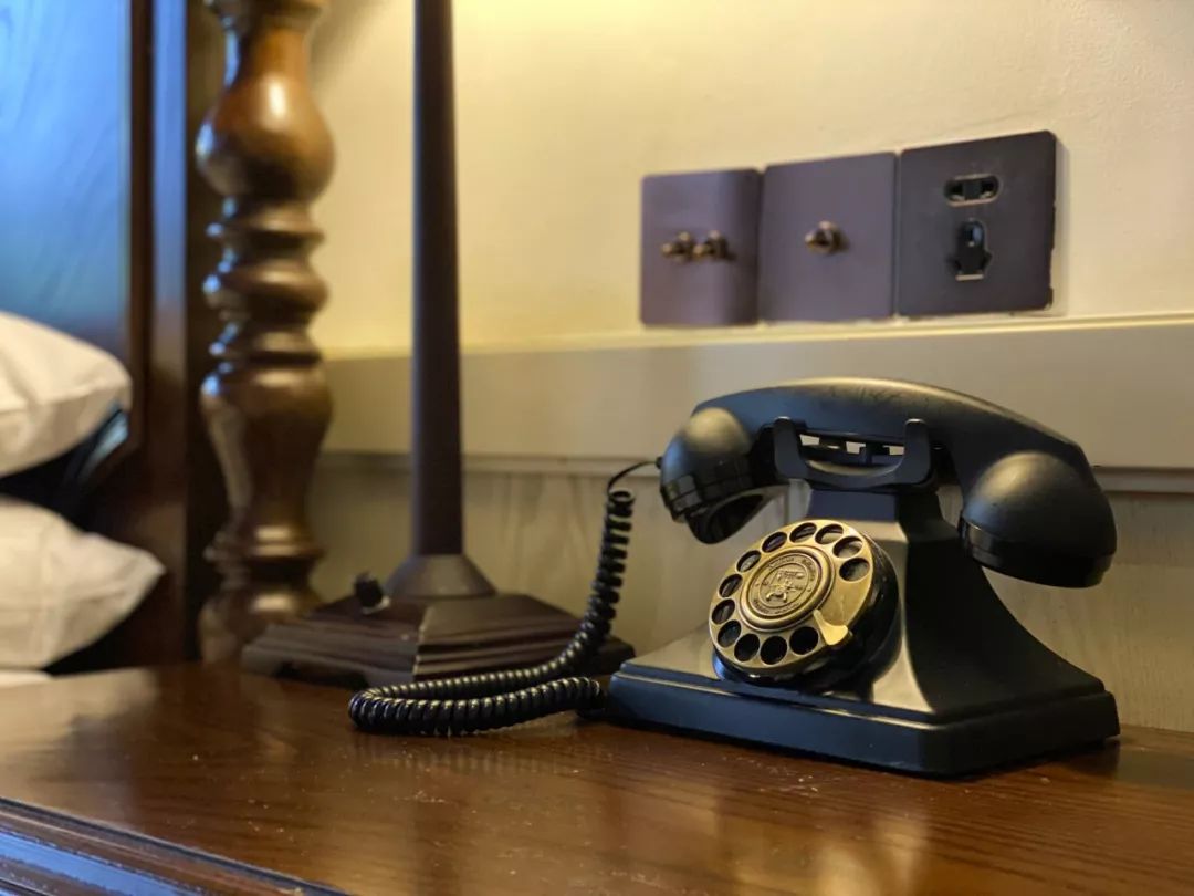 杭州湖边邨酒店怎么订便宜,西湖边住宿酒店哪个好