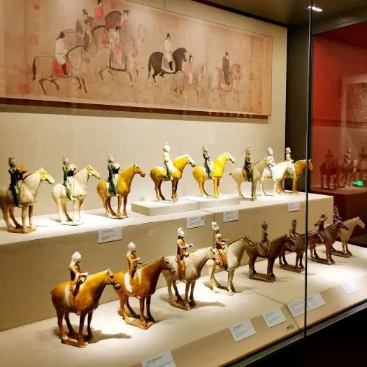 【双语听读】HowtolivethroughthelongwinterinZhengzhou在郑州度过漫漫冬日