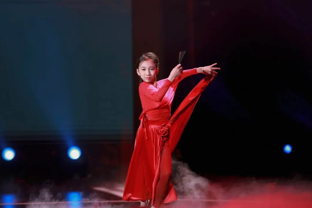 跳舞吧少年里面有哪些小孩,跳舞吧少年舞技在线时刻合集