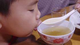 最简单的食材也能勾起最大的食欲,简单的食材也能让人瞬间很有食欲