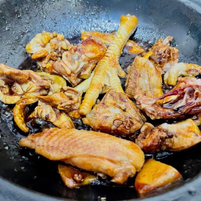 花甲鸡的正宗做法大全集,鲍鱼虾花甲鸡煲汤的正宗做法