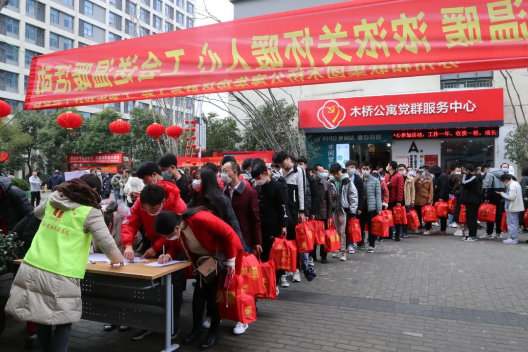 就地过年也快乐,就地过年也同样精彩