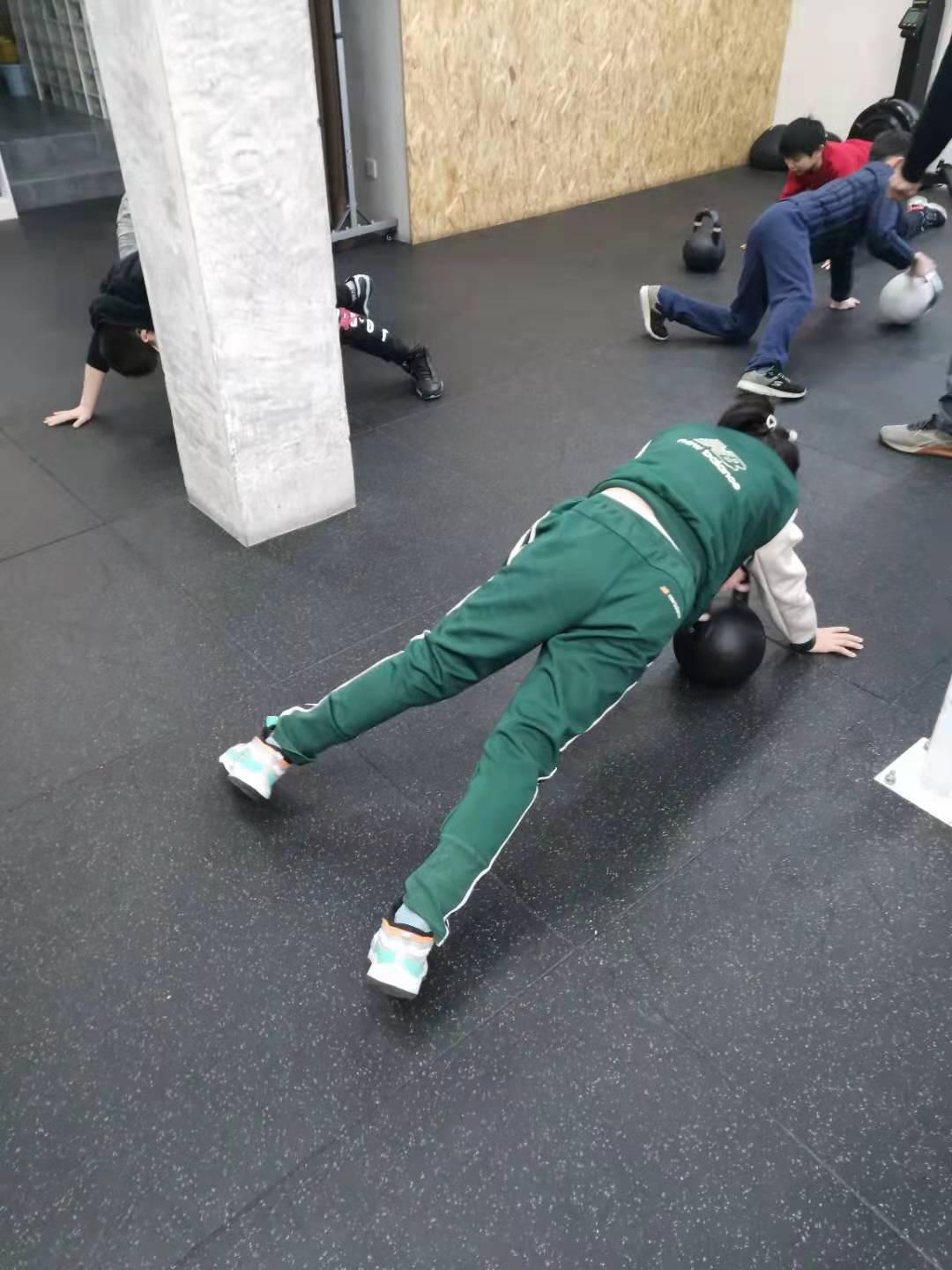 小蚂蚁嘉年华完整版,小蚂蚁嘉年华