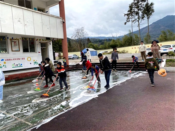 荥高开学时间,荥经六所中学开学时间