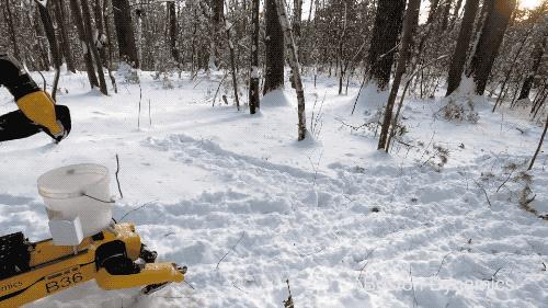 腾讯自研机器狗！叫板波士顿动力？