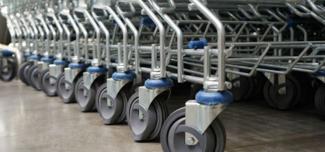 抢在过期之前零食特卖新模式