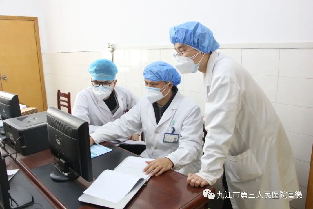 名医专栏‖因为不凡所以卓越——九江市第三人民医院结核病临床救治中心主任黄华