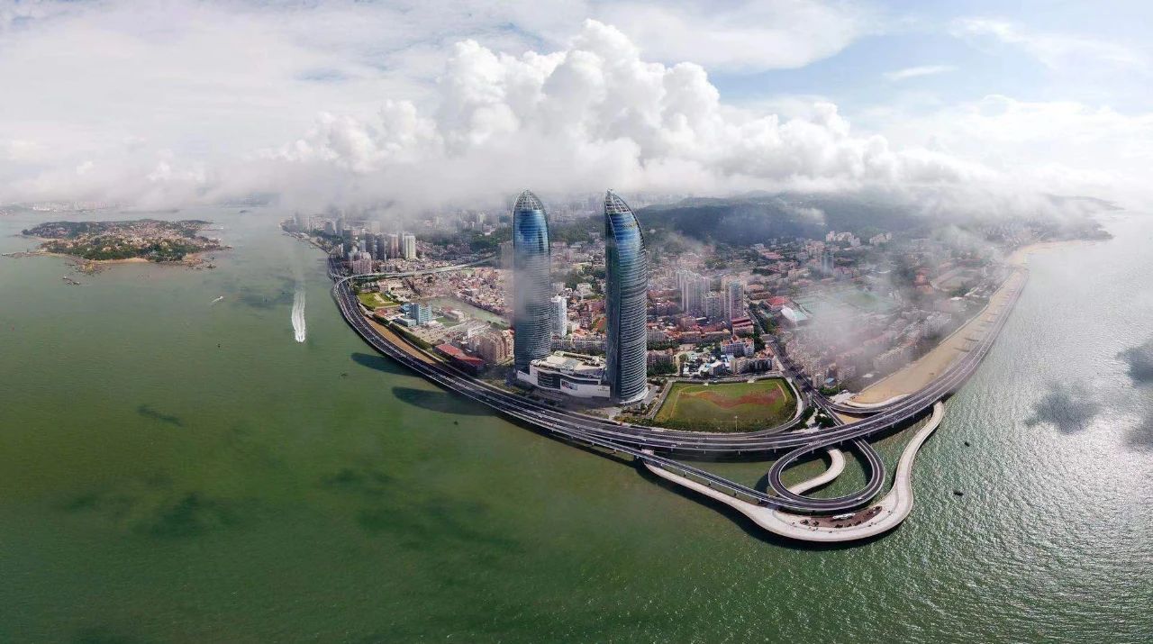 半月谈｜厦门的“门”