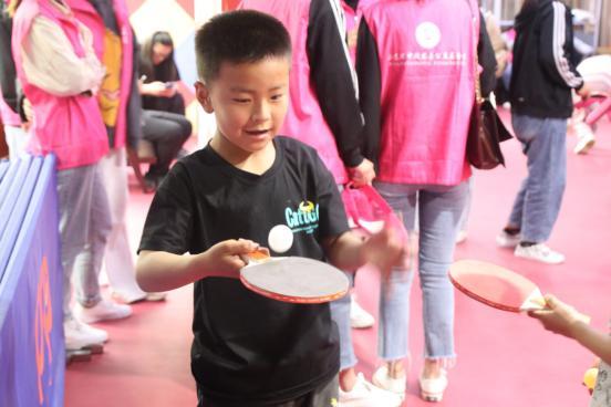 小乒乓大爱,小乒乓大能量