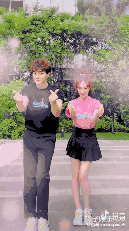 夏家三千金杨真真整容了吗,夏家三千金里的杨真真还能生吗