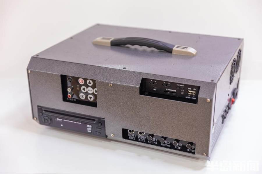 西海岸新区红军小学师资,红星闪闪红军小学视频