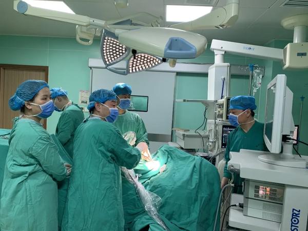 青少年有肺大泡怎么办,先天发育缺陷导致肺大泡