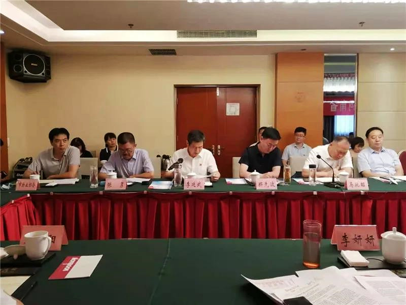 住建局领导到小区调研,省住房城乡建设厅领导调研