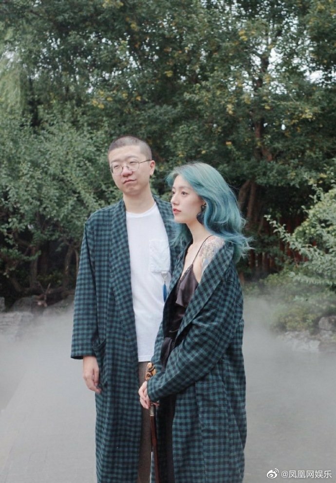 李诞黑尾酱宣布离婚,李诞与黑尾酱离婚