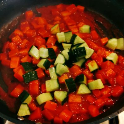 番茄茄汁虾仁,茄汁金针菇虾仁汤的做法大全