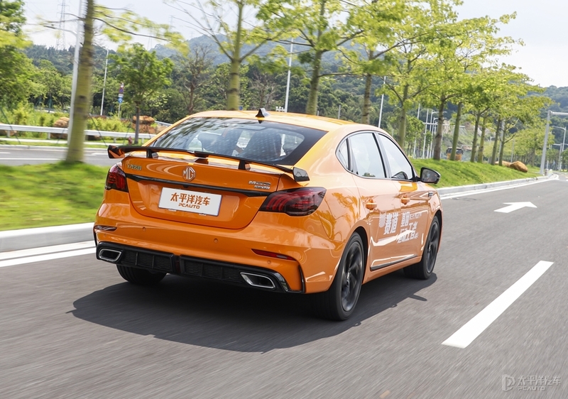 10万块钱有尾翼新车,10万左右有尾翼的车