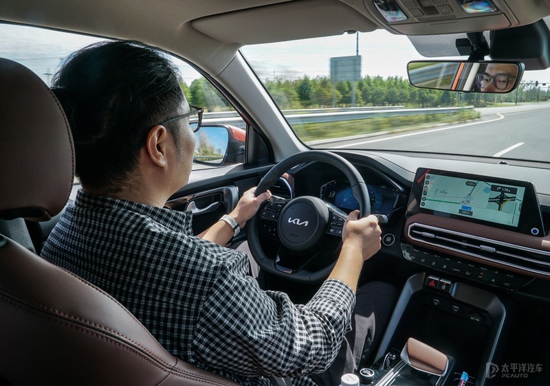 起亚智跑2.0l挑战版怎么样,试驾2021款起亚智跑2.0