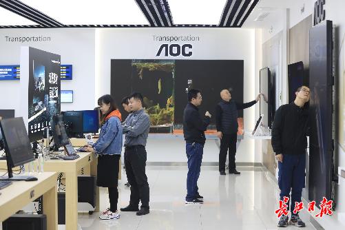 占据国内显示器销售份额三分之一，“贴身服务”让蔡甸这家企业成长为“全国性”企业