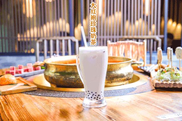 东城万达今天营业吗,万达排队店