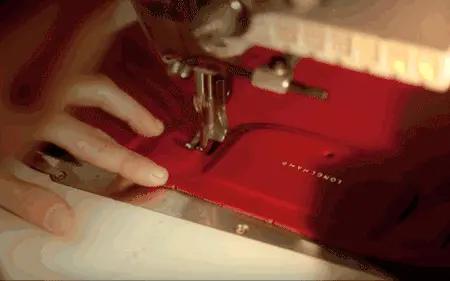 比DIOR晚成立两年，但它的饺子包火了70年，众多女星对它爱不释手