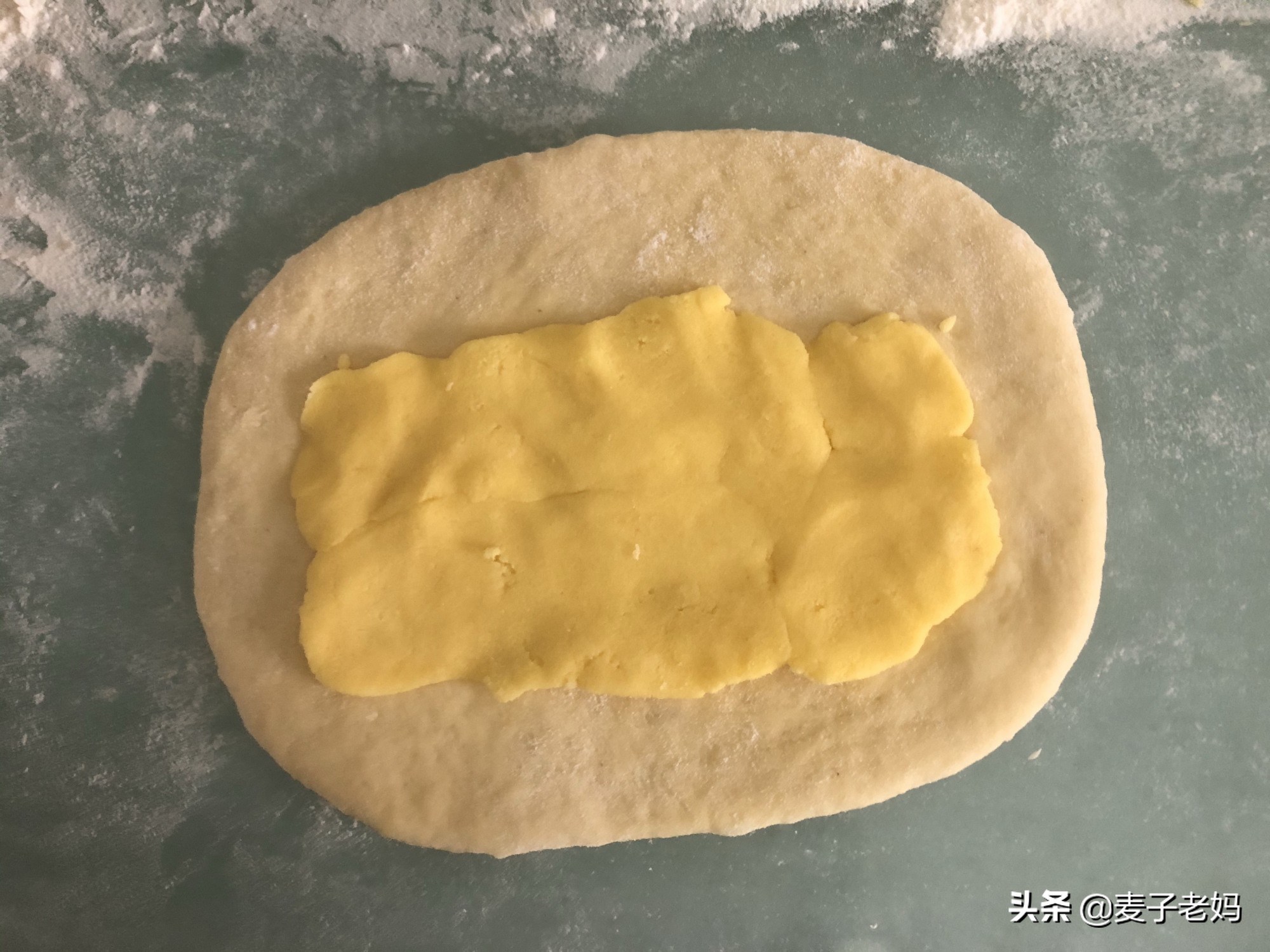 吃剩小米粥能做饼吗,剩的小米粥做发糕