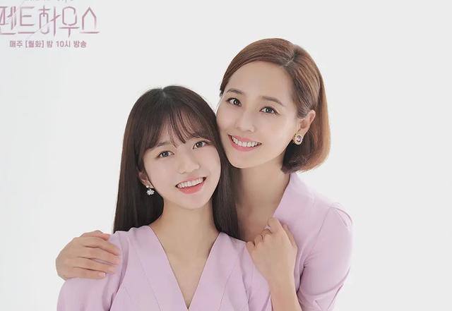 顶楼2中露娜有可能复活么,顶楼2露娜被推下楼