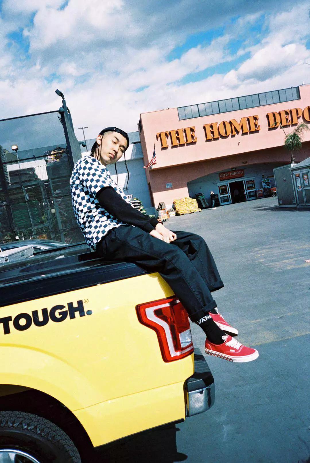 vans果然还是棋盘格最耐看,vans光感棋盘格