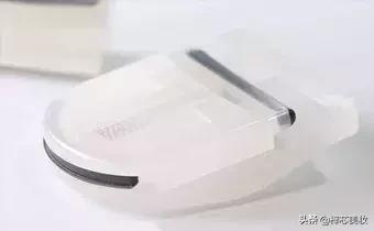 美妆篇|扒一扒专业化妆师都在用什么彩妆?(下篇)