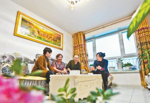 “你剁肉吵到我孩子午睡了”，邻居当面质问，家长的回怼大快人心