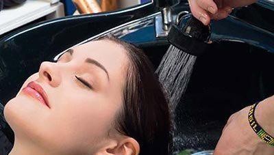 发梢分叉如何护理,发梢分叉处断裂怎么修复