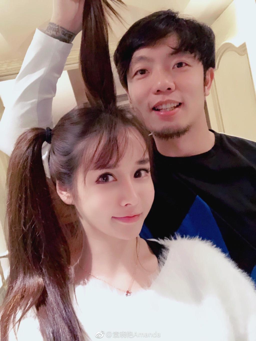 巴西足球太太团大比拼,国足太太团颜值大比拼合照